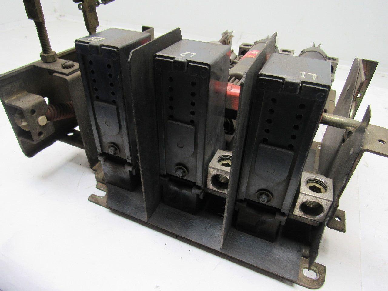 Square D CLass 9422 Type TF-2 125A Disconnect Switch Flange Mount & Handle