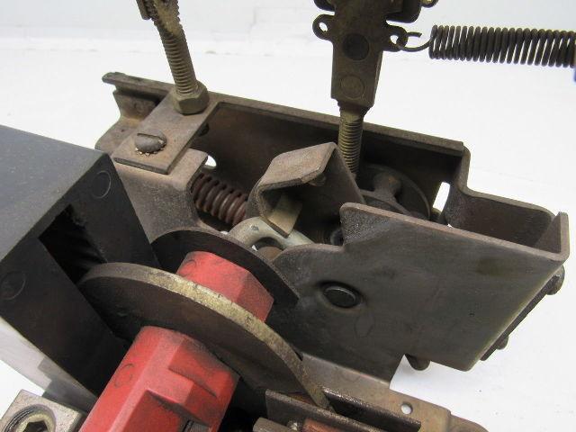 Square D CLass 9422 Type TF-2 125A Disconnect Switch Flange Mount & Handle