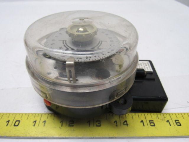 Sangamo S254 2 171E 3 Pin 24 hour Time Switch Analog /Mechanical 200/250V 50Hz