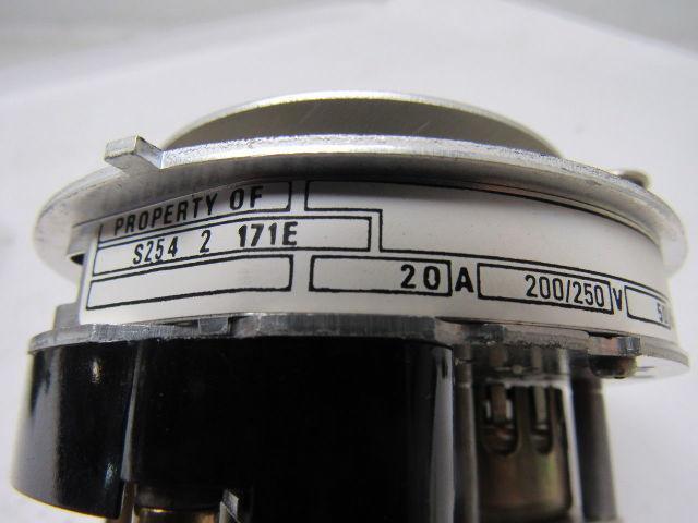 Sangamo S254 2 171E 3 Pin 24 hour Time Switch Analog /Mechanical 200/250V 50Hz