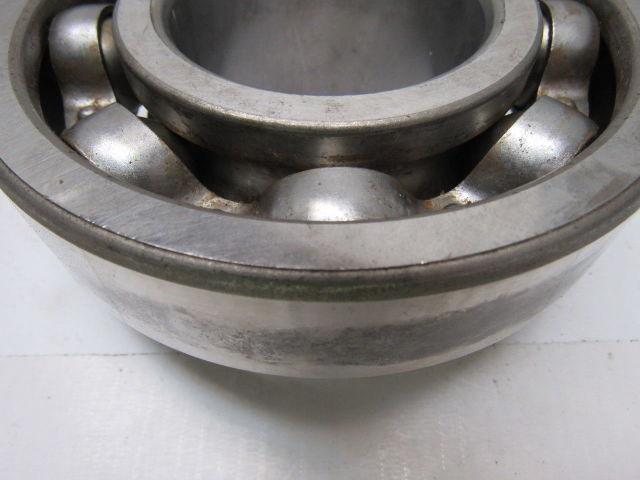 New Departure 4613 Single Row Ball Bearing Deep Groove