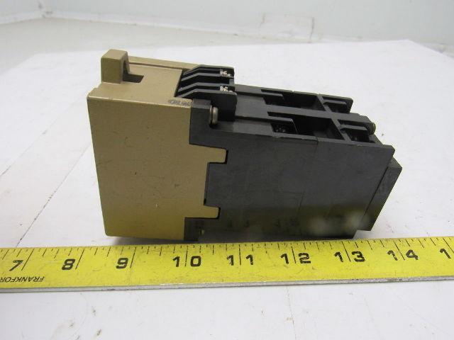 A-B Allen Bradley 700-PK800A2 Control Relay 230-240V Coil 56/60 Hz