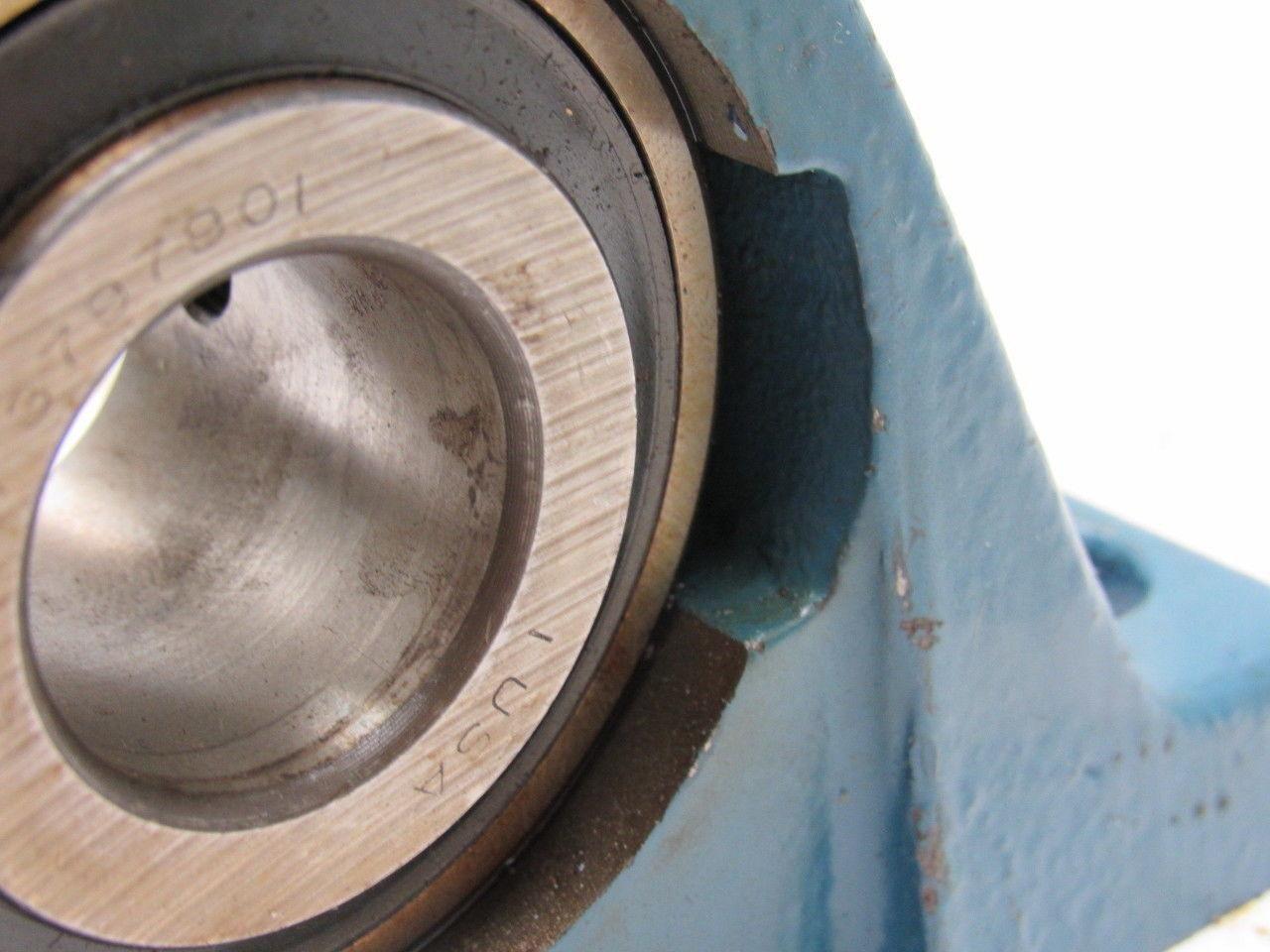 MB MFG 3797901 C-06 Pillow Block Bearing 2 Bolt 61/64" Bore
