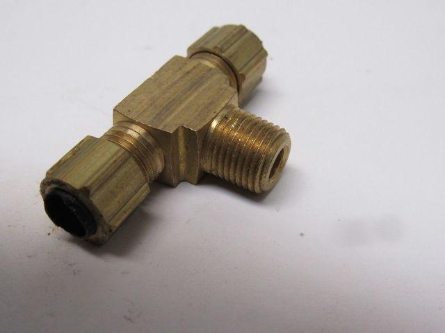 P172042 Poly-Tube Male Branch Tee, 1/4" OD x 1/8" MPT Lot of 11