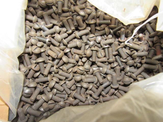 #10-32 1/2" Long Panhead Slotted Machine Screws Black Finish Lot Of 12,000 Plus