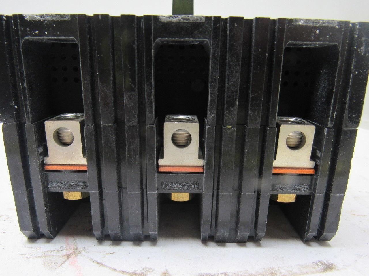 Square D FAL32015 15 Amp 240 VAC 250 VDC 3 Pole Molded Case Circuit Breaker