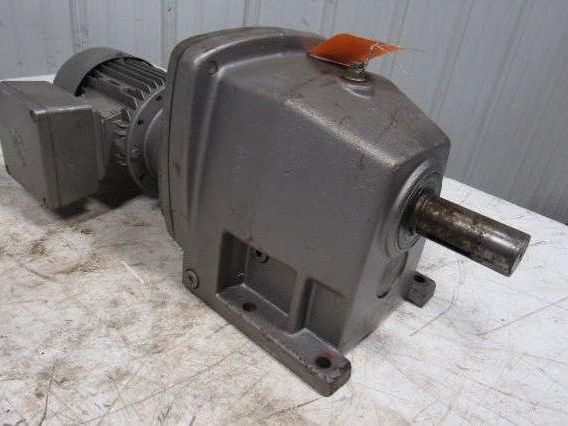 Nord Gear SK 2 23-71 S/4 Inline Foot Mount Gearmotor 179.50:1 Ratio 9RPM Out