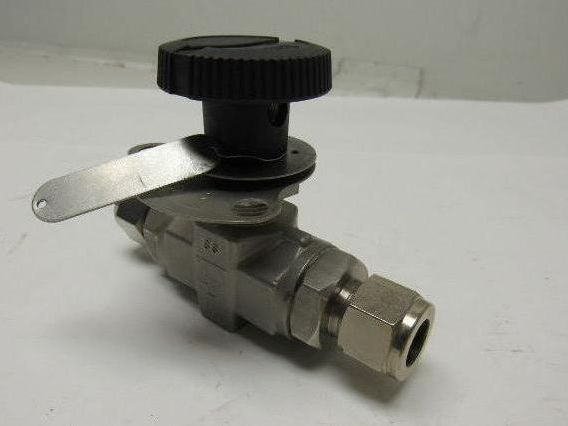 Parker 8Z(A)-B8LJ2-SS-S-LD 1/2" Female CPI Fit Tube Stainless Steel Ball Valve