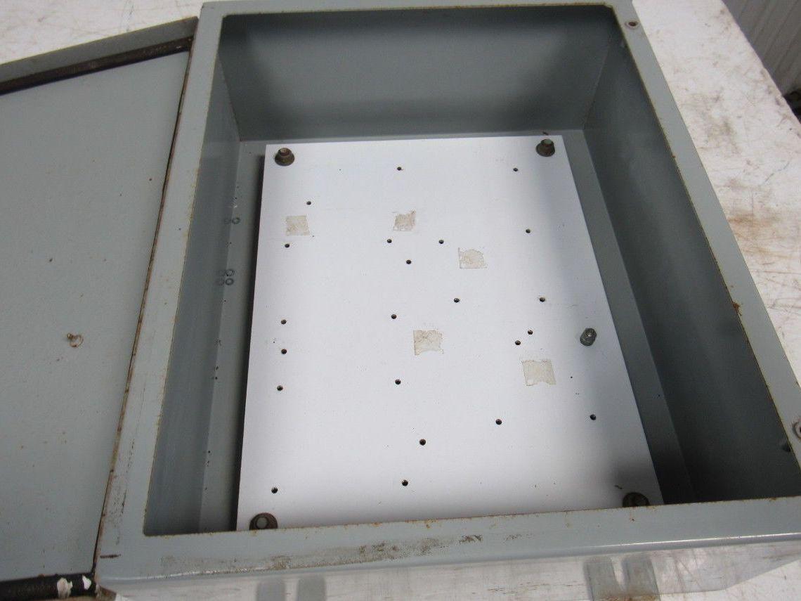 Hoffman Hinged Door Wall Mounted Electrical Enclosure 20"X16"X7"