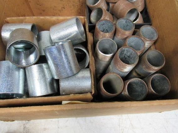 Assortment of 1-1/4" Galvanized Steel Rigid Conduit Nipple/Couplings Lot of 71