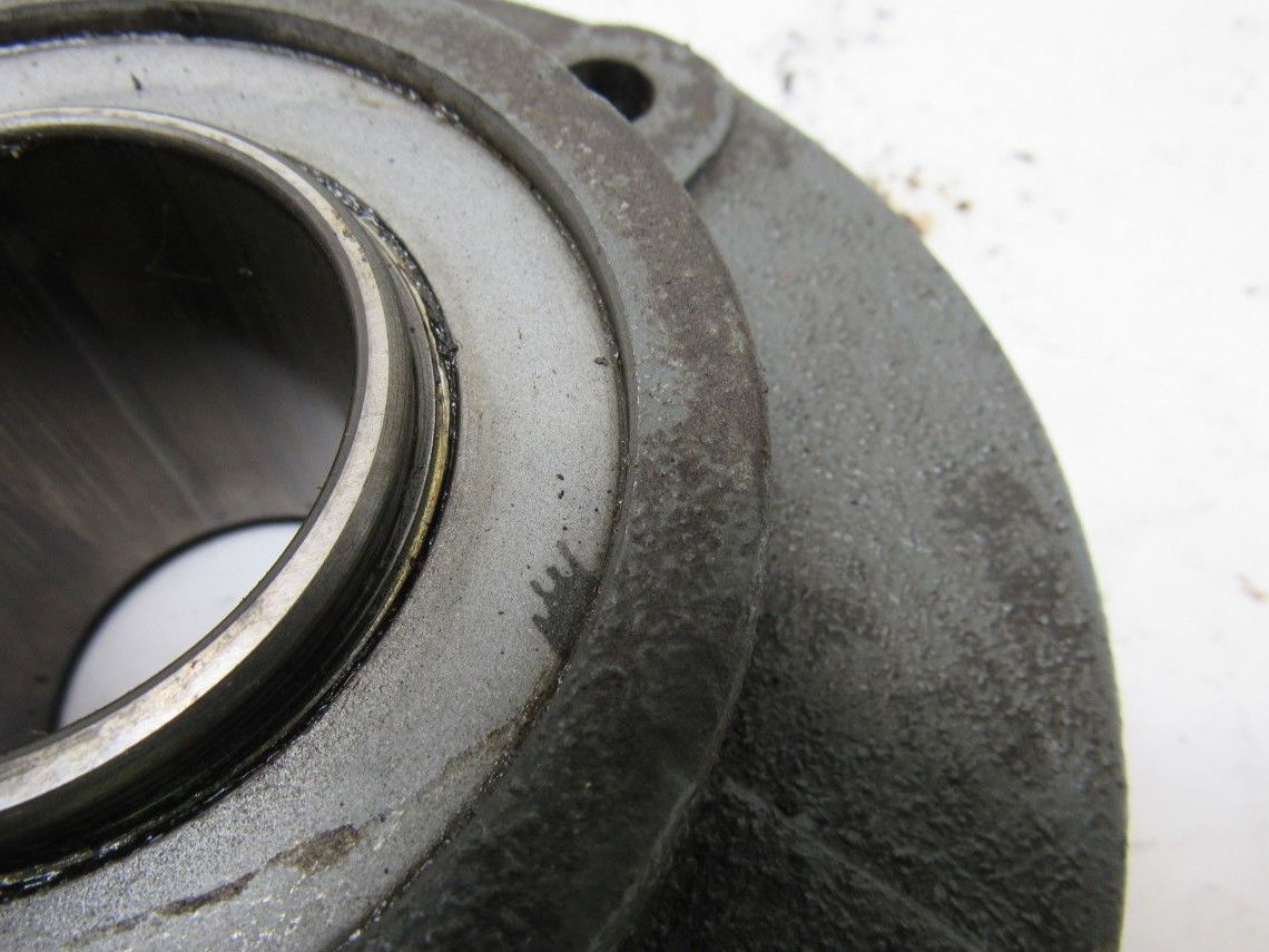 Browning FC900 X 1-3/4 Tapered Roller Bearing Flange Cartridge Eccentric Lock