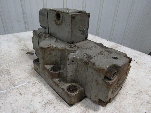 Racine L-30507 3000 PSI 4 Way Hydraulic Solenoid Control Valve 115V Coil