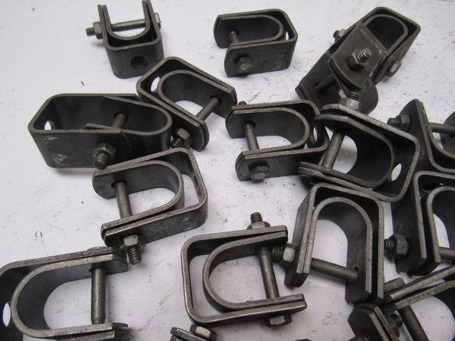 1/2" Clevis Pipe Hanger Lot of 22