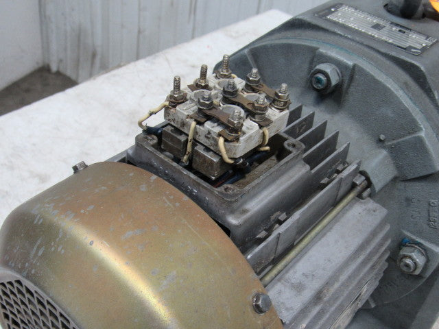 SEW-EURODRIVE R83F In-Line Gear Motor Speed Reducer 121.12:1 Ratio