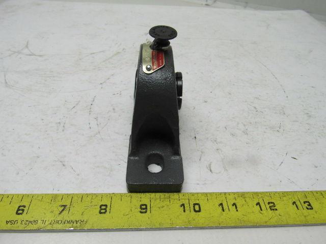 SealMaster NP-15T P-104 Gold Line 15/16" 2 Bolt Pillow Block Bearing