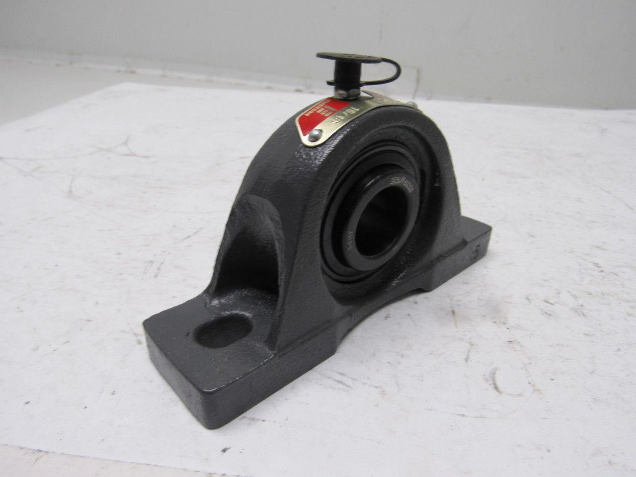 SealMaster NP-15T P-104 Gold Line 15/16" 2 Bolt Pillow Block Bearing
