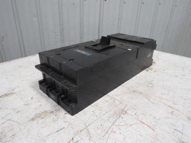 GE General Electric 83F 700A Tri Break Circuit Breaker 600V 3 Pole