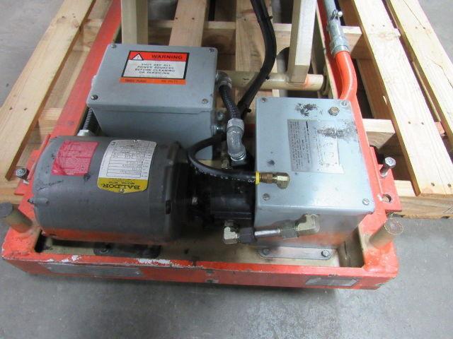 Globe 1000LB Hydraulic Scissor Lift Table 24"x60"Top 64"Max 12"Min 3PH Electric
