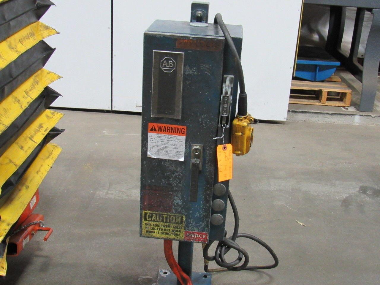 Globe 1000LB Hydraulic Scissor Lift Table 24"x60"Top 64"Max 12"Min 3PH Electric