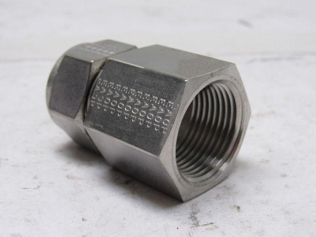 Parker 16FSC12N-316 A-LOK 3/4" Tube To 3/4" NPT Female Connector
