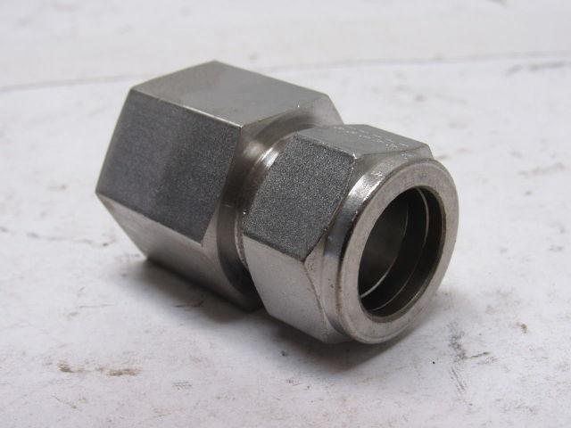 Parker 16FSC12N-316 A-LOK 3/4" Tube To 3/4" NPT Female Connector