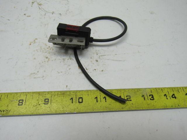 Omron E3S-AR61 Photoelectric Sensor Switch 11" Cord