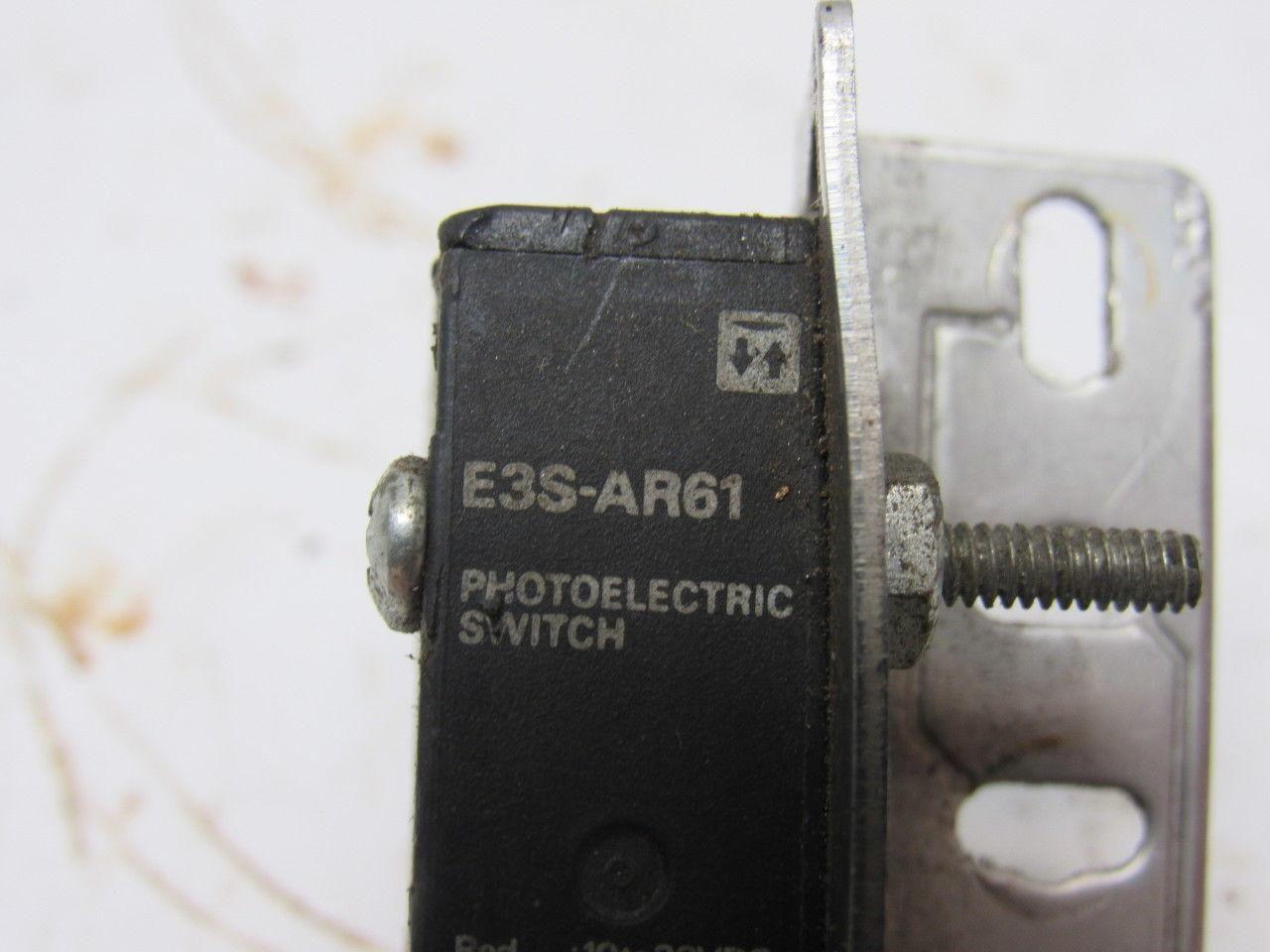 Omron E3S-AR61 Photoelectric Sensor Switch 11" Cord