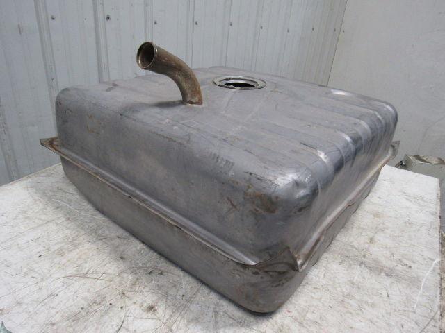 American Designer GM-14B 31 Gal. Fuel Gas Diesel Tank Blazer Suburban 82-91