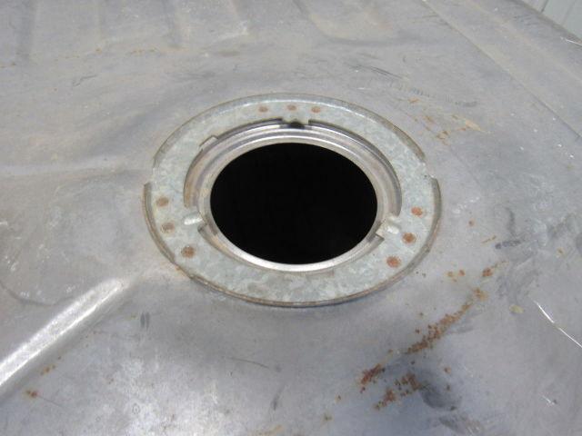 American Designer GM-14B 31 Gal. Fuel Gas Diesel Tank Blazer Suburban 82-91