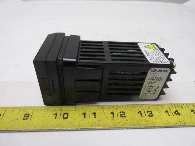 Trine 93BB-1DD0-00AS Temperature Controller Green Red Display 100-240V