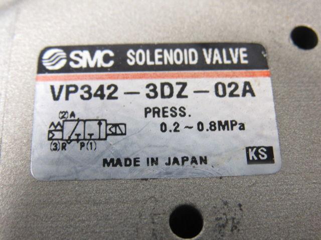 SMC VP342-3DZ-02A 3 Port Poppet Type Pneumatic Solenoid Operated Control Valve