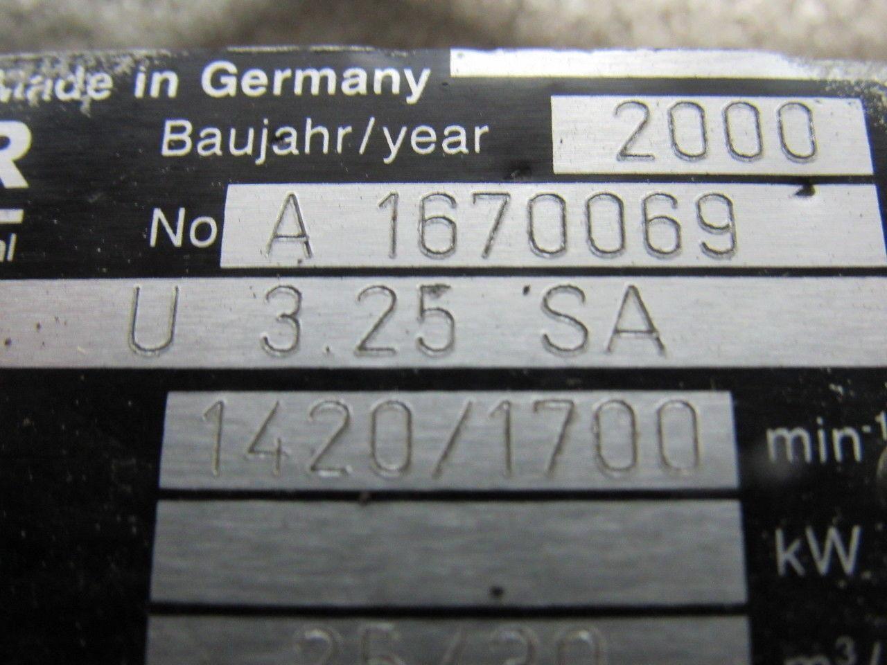 Flender Becker U 3.25SA 0.75kW 330-500/190-290V 50/60Hz Vacuum Generator Motor
