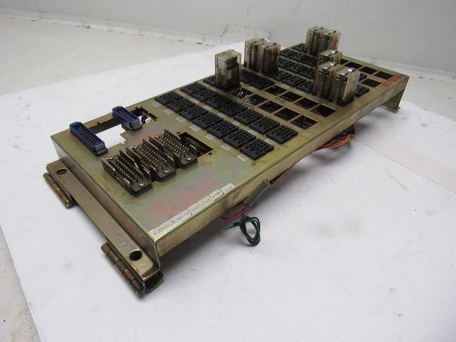 Okuma LC20-2ST Machine Relay Control Center Relays Sockets Plugs