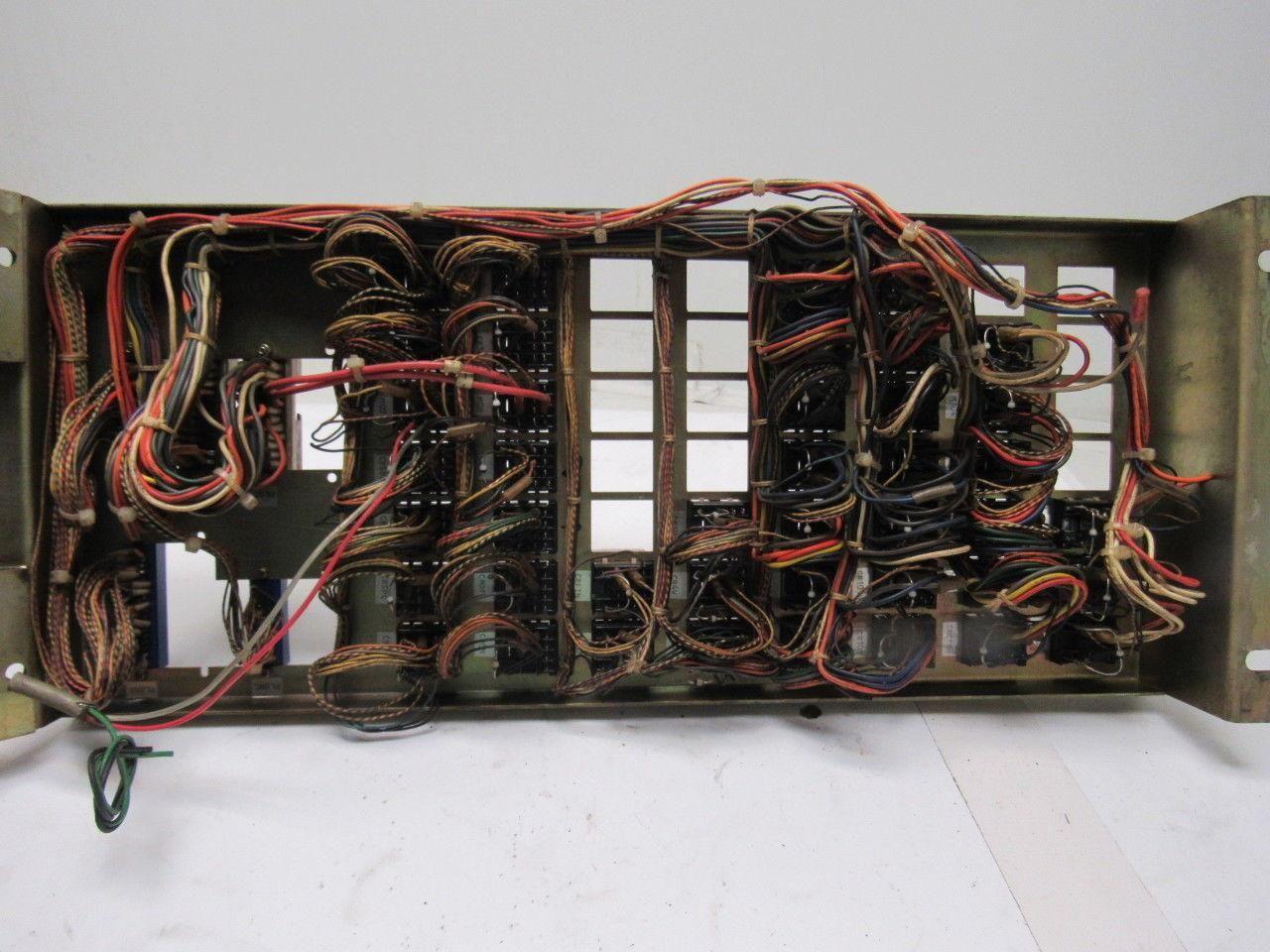 Okuma LC20-2ST Machine Relay Control Center Relays Sockets Plugs