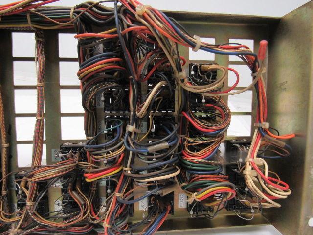 Okuma LC20-2ST Machine Relay Control Center Relays Sockets Plugs