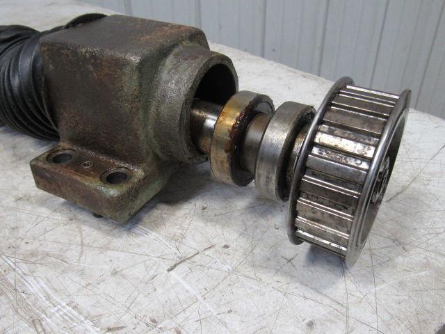 Okuma LC20-2ST CNC Lathe Z-Axis Lower Saddle Ball Screw Assembly