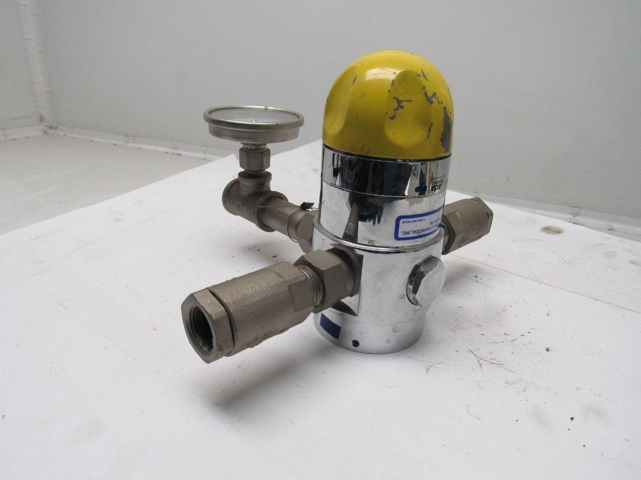 Armstrong 3/4" Port Adjustable Hot Cold Liquid Mixing Valve