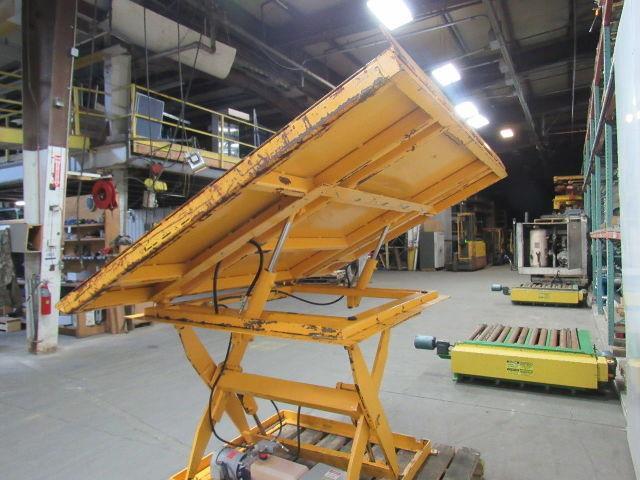 Econo Lift 3000Lb Scissor Lift 26° Tilt Table 100x72" 12-3/8" to 47-3/8"