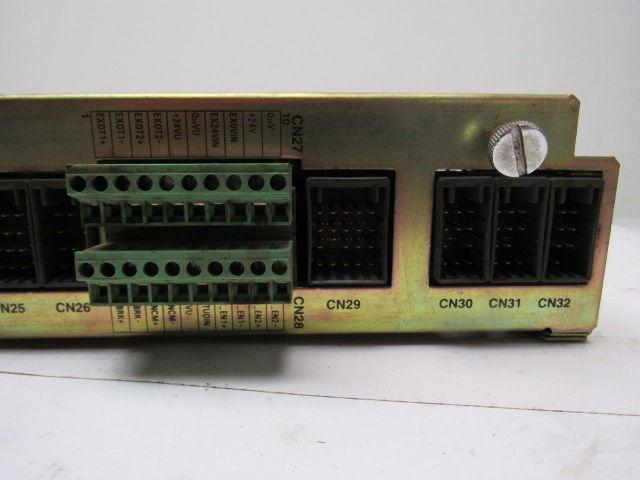 Yaskawa JZRCR-XSU02 Motoman Servo Drive Controller 24V