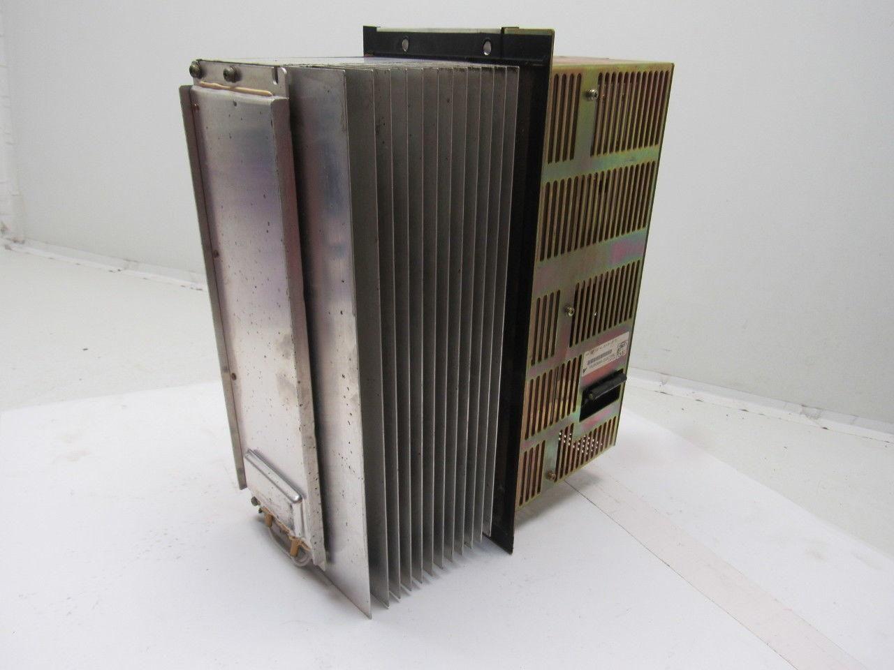 Yaskawa Electric CACR-IR010101F P00 A06 Servopack Servo Drive From a Motoman Rob