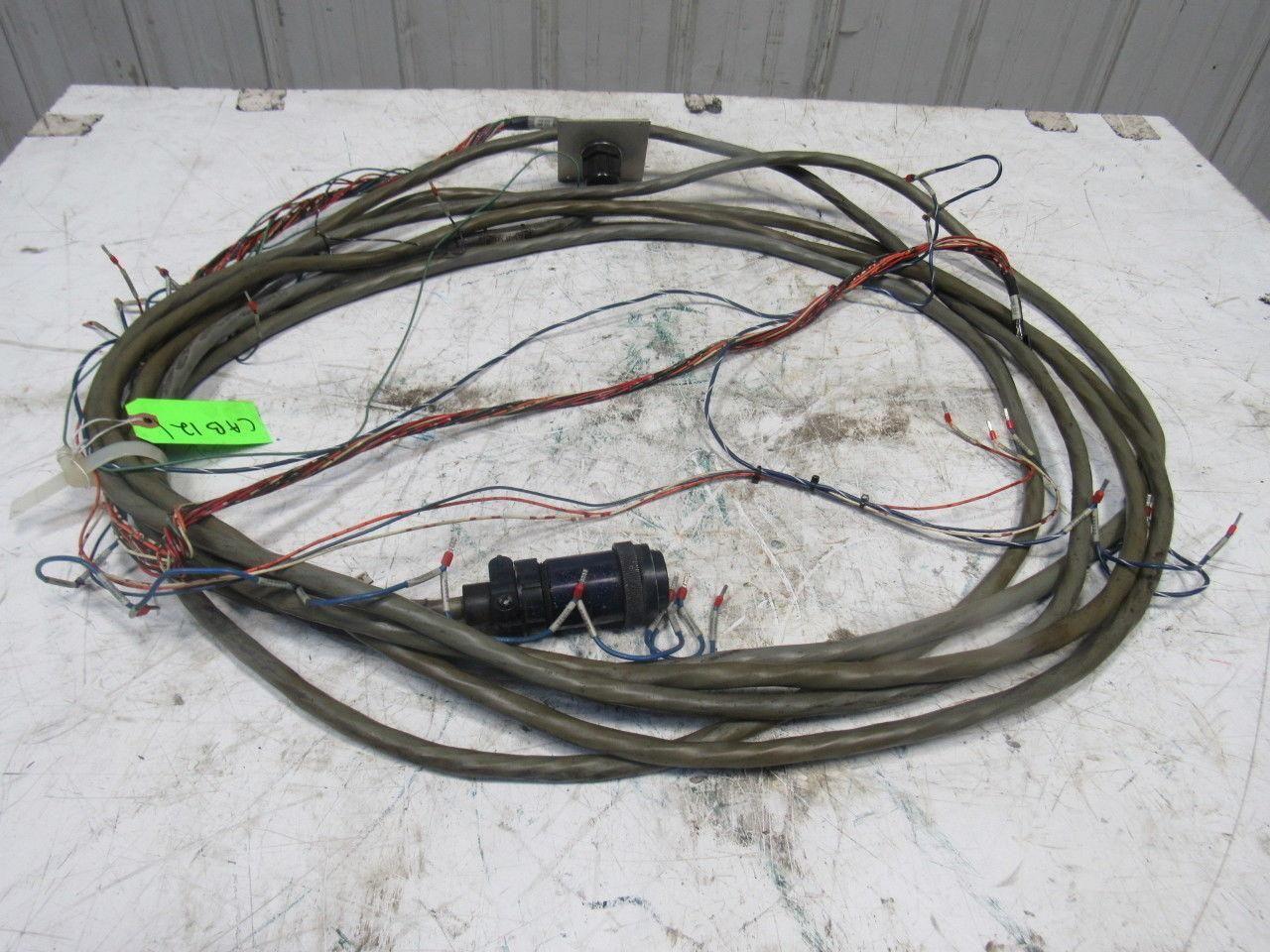 Yaskawa Yasnac XRC UP130 XRC 2001 Cable Assembly Number CAB 121 32' Long