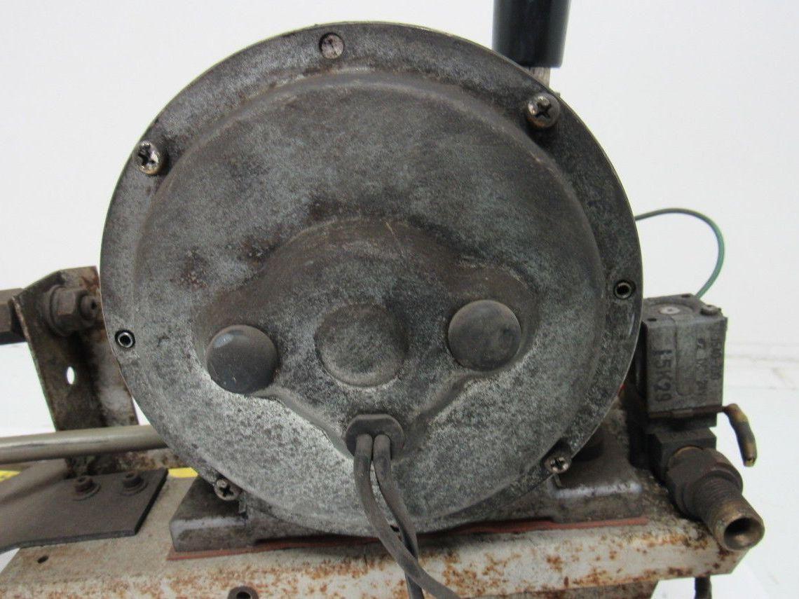 Matsushita PMED12MA14AK Wire Feed Motor Assembly From a AW-005CL Manipulator