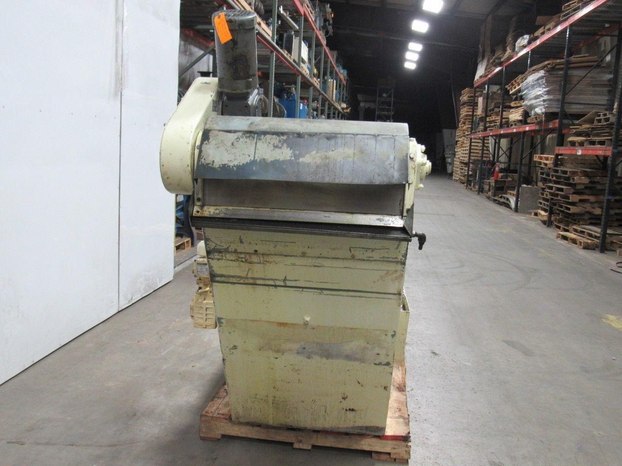 Knoll 650MS Magnetic Chip Conveyor 25-1/2" Belt 8.5FPM W/ Magnetic Power Roller