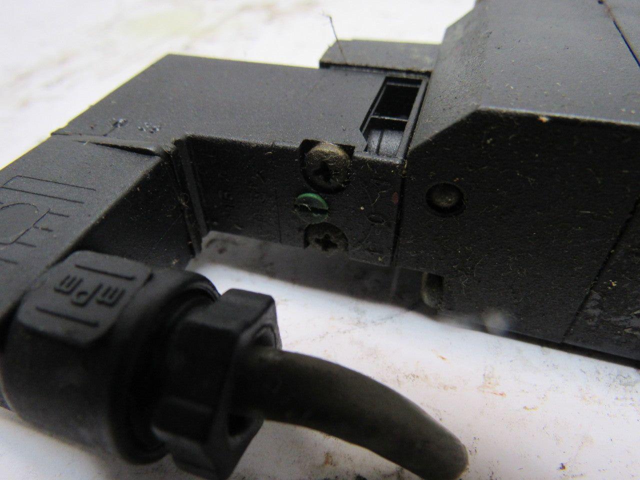 Parker B551BB553C Pneumatic Solenoid Air Valve 120V Coils