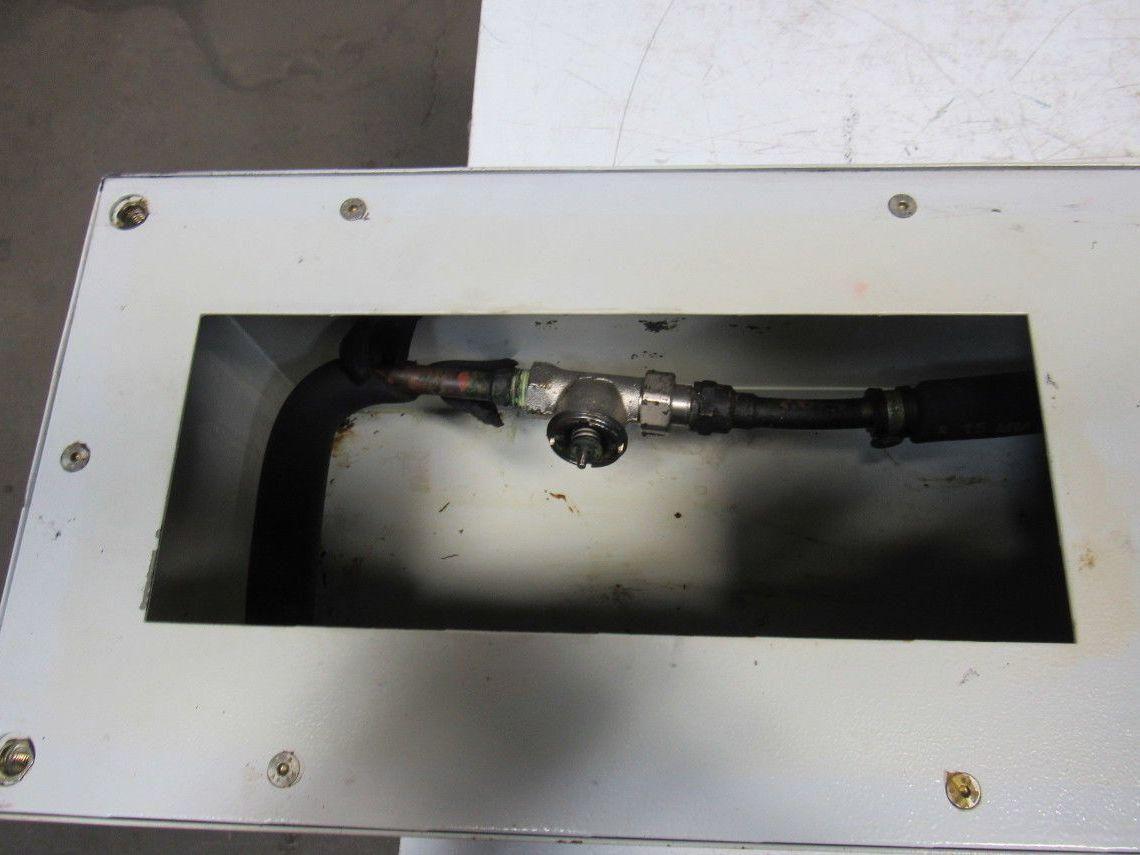 AH 350D Electrical Enclosure Air Conditioner 460V From a SW North America CNC