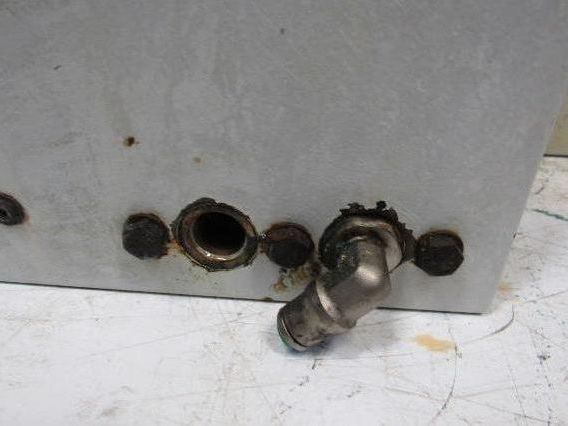 AH 350D Electrical Enclosure Air Conditioner 460V From a SW North America CNC