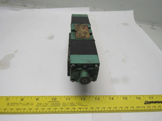 Numatics 153SS435K000030 Pneumatic Solenoid Valve w/Solenoid Block