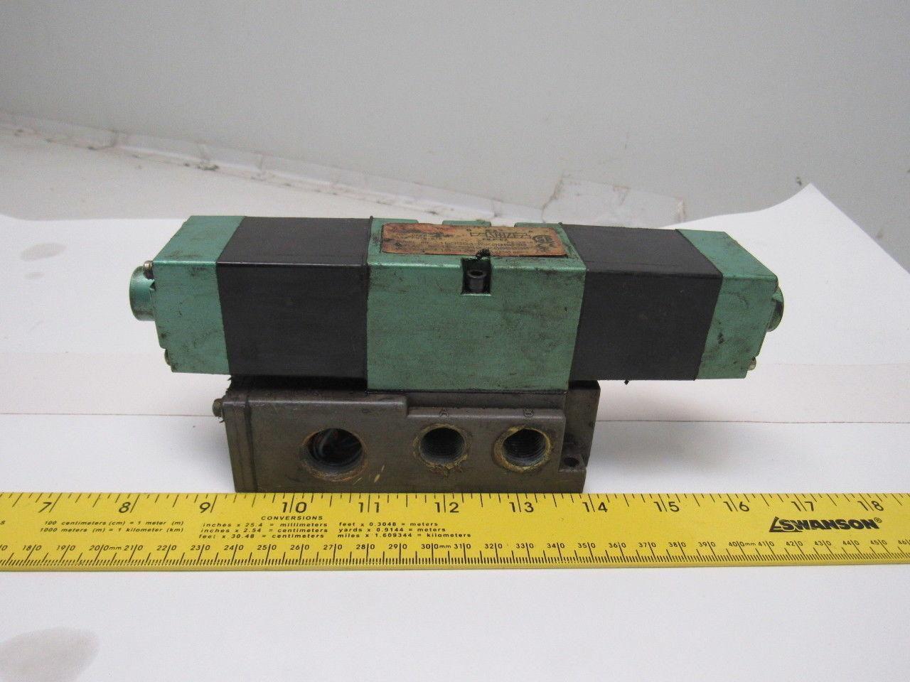 Numatics 153SS435K000030 Pneumatic Solenoid Valve w/Solenoid Block
