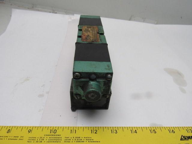 Numatics 153SS435K000030 Pneumatic Solenoid Valve w/Solenoid Block