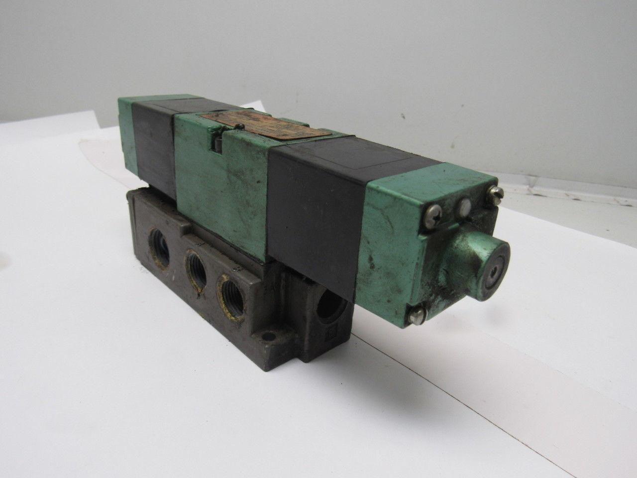 Numatics 153SS435K000030 Pneumatic Solenoid Valve w/Solenoid Block